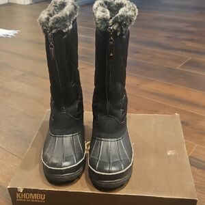 Khombu Black and Gray Winter Boots for Women